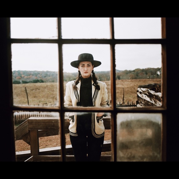 Meet your Posher, Jordan! - Picture 4 of 6